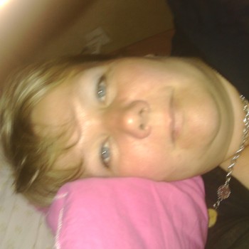 Profil de Elmedina, 24 ans, Mature rencontre à Onex (Genève)